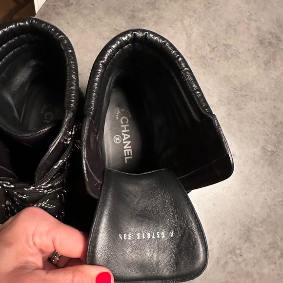 Brand new, unworn.it was a size smaller! - Picture 3 of 6